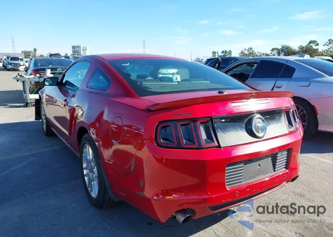 2013 Ford Mustang V6 Premium из США, поврежденный, VIN 1ZVBP8AM5D5267242